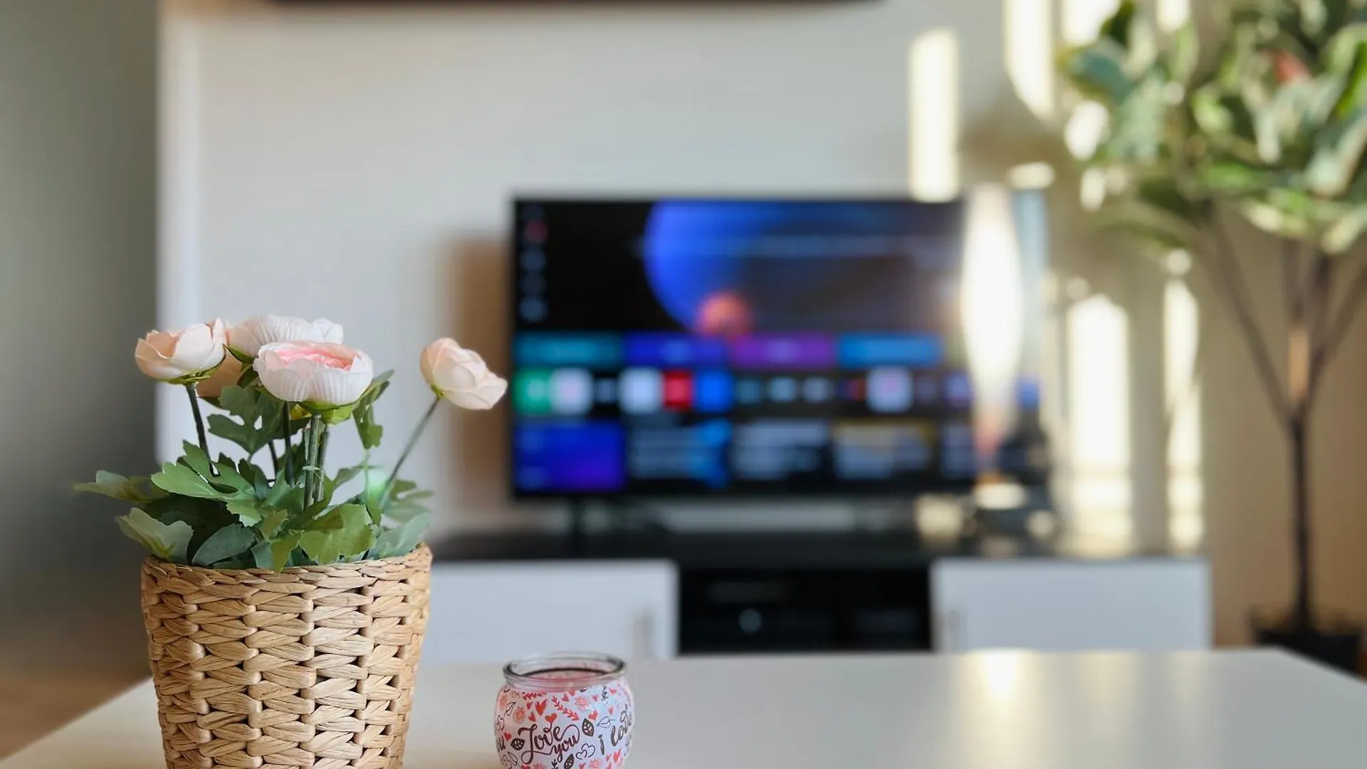 Stariva - Terrasse Ueber Dresden - Kaffeemachine - Netflix - Playstation - Brettspiele Apartment