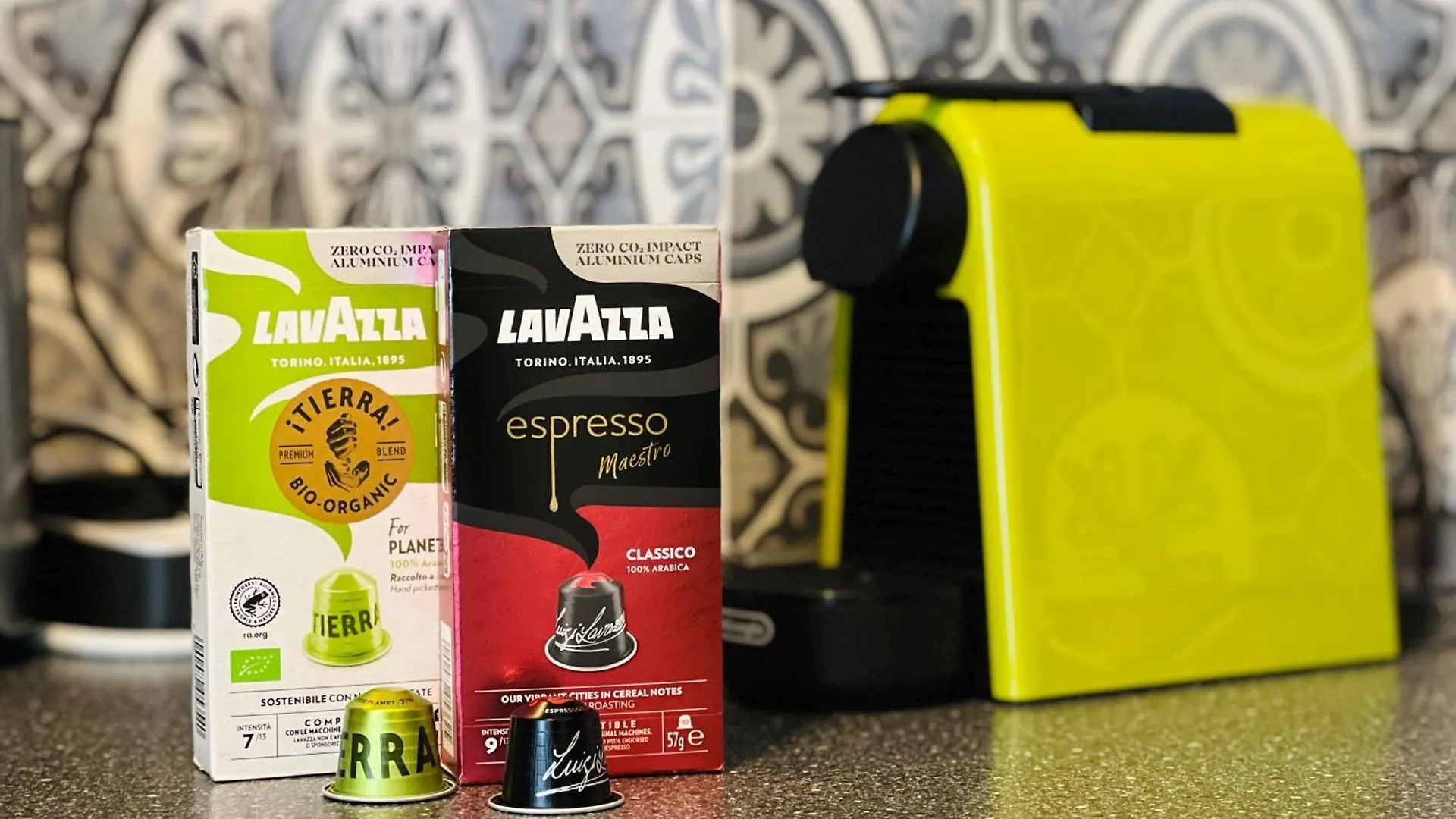 Stariva - Terrasse Ueber Dresden - Kaffeemachine - Netflix - Playstation - Brettspiele Apartment 0*,  Germany